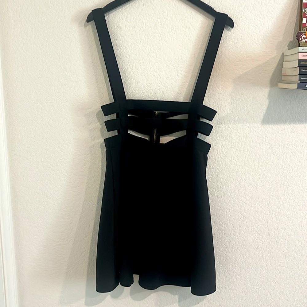 Cute black skirt